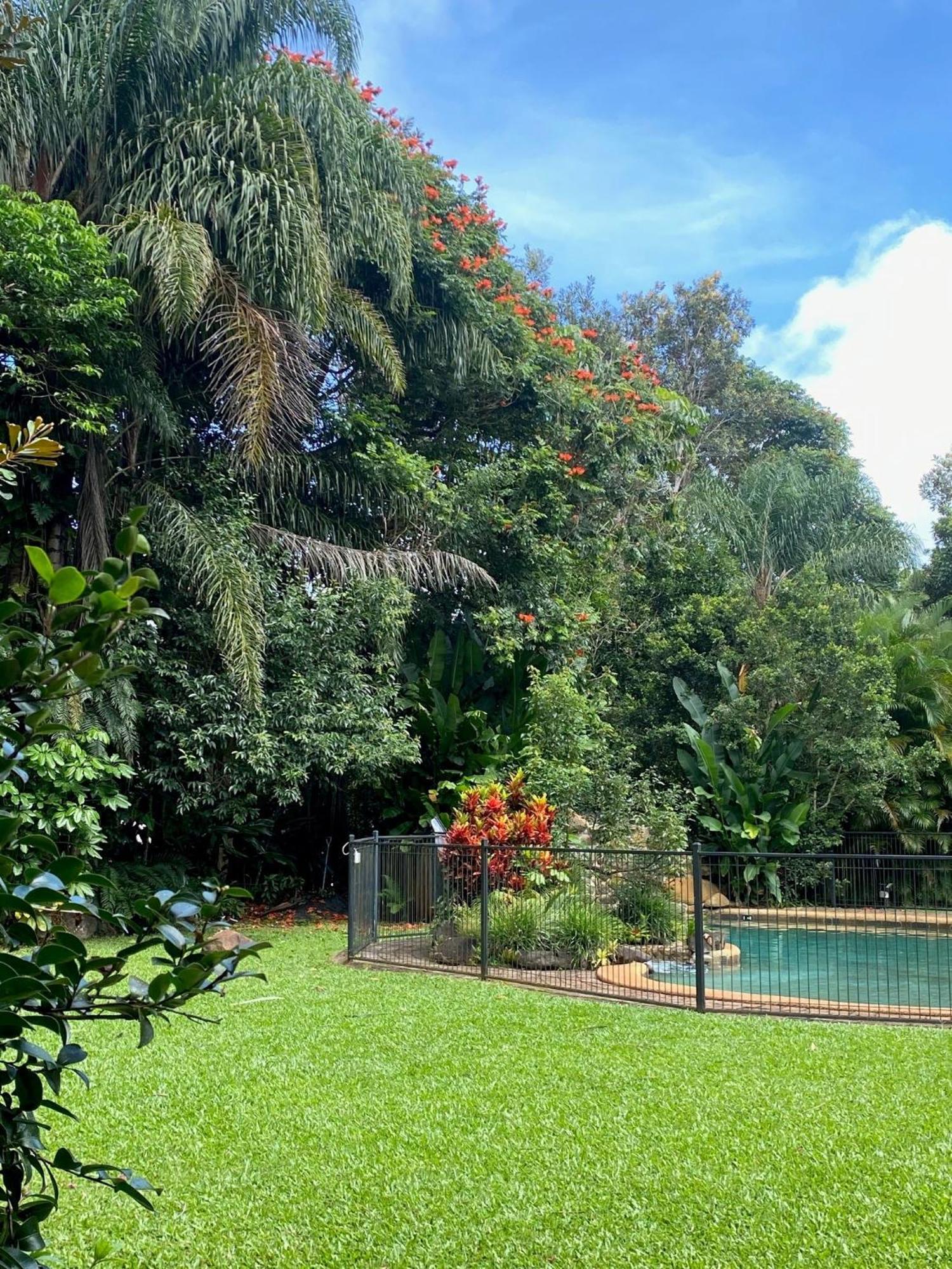 Malanda Lodge Exterior foto